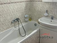 Prodej slunného bytu 2+1 s lodžií, 51m2, Opava, ul. Edvarda Beneše - WhatsApp Image 2026-04-17 at 10.50.24 (20).jpeg