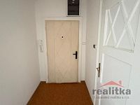 Pronájem bytu 1+kk, 28m2, Opava, ul. Polní - WhatsApp Image 2026-04-21 at 16.43.17 (9).jpeg