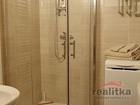 Pronájem zařízeného bytu 2+kk, 50m2, Opava, ul. třída Spojenců - P2210054.JPG