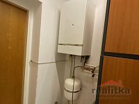Pronájem obchodu 70 m2, včetně parkovacího místa, ul. Drůbeží trh, Opava - IMG_5137.jpeg