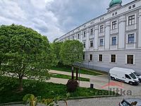 Pronájem bytu 2+1 s balkonem v centru Opavy na ul. náměstí Osvoboditelů