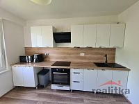 Pronájem hezkého bytu 3+1, 67m2 s lodžií, Opava, ul. Bílovecká - 20250422_110132.jpg