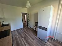 Pronájem hezkého bytu 3+1, 67m2 s lodžií, Opava, ul. Bílovecká - 20250422_110159.jpg