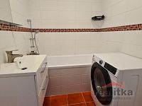 Pronájem hezkého bytu 3+1, 67m2 s lodžií, Opava, ul. Bílovecká - 20250422_110252.jpg