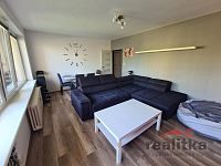 Pronájem hezkého bytu 3+1, 67m2 s lodžií, Opava, ul. Bílovecká - 20250422_110355.jpg
