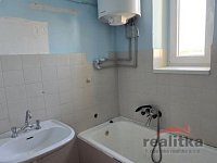 Pronájem bytu 1+1, 60m2 v centru města, ulice U Fortny, Opava - 20260526_162626.jpg