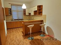 Pronájem slunného bytu se zahradou 1+1, 46 m2, Opava, ul. Polní