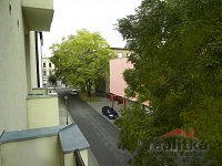 Pronájem velkého bytu 2+1 s terasou, balkónem a parkovacím místem Opava, ul. Praskova - 14.jpg