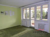 Pronájem velkého bytu 2+1 s terasou, balkónem a parkovacím místem Opava, ul. Praskova - 6.jpg