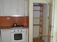 Pronájem velkého bytu 2+1 s terasou, balkónem a parkovacím místem Opava, ul. Praskova - 8.jpg
