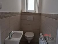 Pronájem hezkého bytu 2+1, Opava, ul. Ostrožná - 20210317_083351.jpg