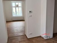 Pronájem hezkého bytu 2+1, Opava, ul. Ostrožná - 20210317_083552.jpg