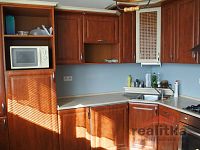 Pronájem hezkého bytu 1+1, 37m2 s velkou lodžií, Opava, ul. Holasická