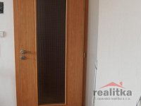 Pronájem hezkého bytu 1+1, 37m2 s velkou lodžií, Opava, ul. Holasická - PB051374.JPG