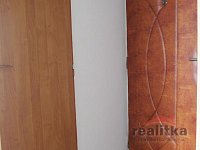 Pronájem hezkého bytu 1+1, 37m2 s velkou lodžií, Opava, ul. Holasická - PB051377.JPG