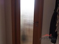 Pronájem hezkého bytu 1+1, 37m2 s velkou lodžií, Opava, ul. Holasická - PB051379.JPG