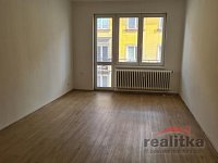 Pronájem hezkého bytu 2+1, 56m2 s balkónem a parkováním před domem, Opava, ul. Pekařská - 20240403_141513.jpg