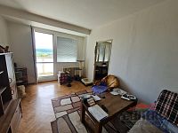 Pronájem bytu 1+1 s balkonem, ul. E Beneše, Opava - 20260703_120507.jpg