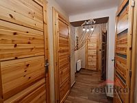 Prodej rodinného domu s velkou zahradou ve Skrochovicích, okr. Opava. - 20260703_100934.jpg