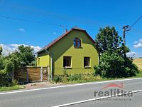 Prodej rodinného domu s velkou zahradou ve Skrochovicích, okr. Opava. - 20260703_105802.jpg
