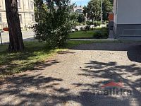 Prodej hezkého bytu 2+1 s balkónem a parkovacím stáním, Opava, ul. Otická - WhatsApp Image 2026-07-13 at 10.44.55 (22).jpeg