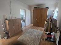 Pronájem bytu 2+1, 70m2 se zahradou a parkováním, Nové Sedlice, ul. Hlavní - 20260526_100900.jpg