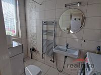 Pronájem rodinného domu v Kylešovicích (Opava) — komfortní bydlení v cihlové stavbě, k dispozici od 28. 7. 2026 - 20260714_090737.jpg