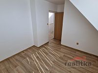 Pronájem rodinného domu v Kylešovicích (Opava) — komfortní bydlení v cihlové stavbě, k dispozici od 28. 7. 2026 - 20260714_091401.jpg