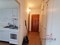 Pronájem bytu 2+1 na Holasické ul. v Opavě - 20260728_113238.jpg