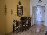Prodej bytu 2+1, 78m2 s lodžií, Opava, ul. Gogolova - 20260728_153157.jpg