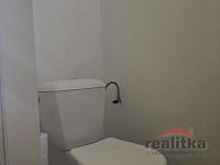 Prodej bytu 2+1, 78m2 s lodžií, Opava, ul. Gogolova - 20260728_153436.jpg