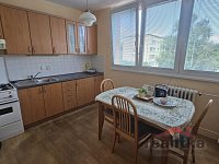 Pronájem bytu 2+1, 63m2 s velkou lodžií, Opava, ul. Holasická - 20260728_150237.jpg