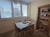 Pronájem bytu 2+1, 63m2 s velkou lodžií, Opava, ul. Holasická - 20260728_150248.jpg