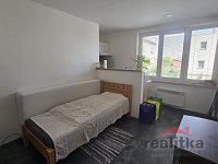 Pronájem zařízeného bytu 1+kk, 22m2, Opava, ul. Fügnerova - 20260729_155425.jpg