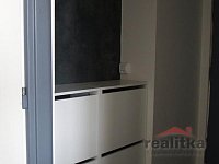 Pronájem zařízeného bytu 1+kk, 22m2, Opava, ul. Fügnerova - P3190838.JPG