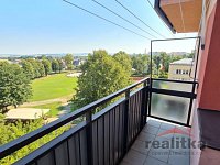 Pronájem bytu 2+1 s balkonem, ul. E. Beneše v Opavě - 20260804_162035.jpg