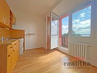 Pronájem bytu 2+1 s balkonem, ul. E. Beneše v Opavě