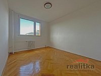 Pronájem bytu 2+1 s balkonem, ul. E. Beneše v Opavě - byt 5.jpg
