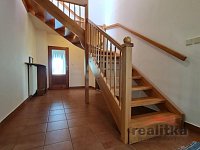 Prodej rodinného domu se zimní zahradou a dvojgaráží, ve Zlatníkách, Opava - 20260806_103417.jpg