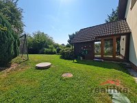 Prodej rodinného domu se zimní zahradou a dvojgaráží, ve Zlatníkách, Opava - 20260806_104115.jpg