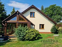 Prodej rodinného domu se zimní zahradou a dvojgaráží, ve Zlatníkách, Opava - 20260806_104309.jpg