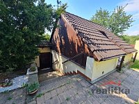 Prodej rodinného domu se zimní zahradou a dvojgaráží, ve Zlatníkách, Opava - 20260806_104512.jpg