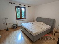 Prodej rodinného domu se zimní zahradou a dvojgaráží, ve Zlatníkách, Opava - WhatsApp Image 2026-08-10 at 11.21.29 2.jpeg