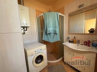 Prodej hezkého bytu 2+1 s balkónem a parkovacím stáním, Opava, ul. Otická - WhatsApp Image 2026-07-13 at 10.44.55 (11).jpeg