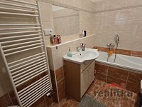 Prodej mezonetového bytu 3+kk, 98m2, se zahradou a parkováním, Opava, ul. Nákladní - 20250909_091930.jpg