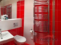 Prodej krásného, mezonetového bytu 4+kk, 130m2, se zahradou a parkováním, Opava, ul. Nákladní - IMG-20250929-WA0046.jpg