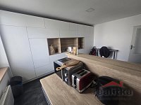 Pronájem zařízeného bytu 1+kk, 22m2, Opava, ul. Fügnerova - 20250624_170743.jpg