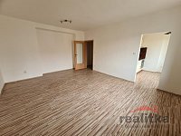 Pronájem bytu 1+1, 39m2, Opava, ul. Ostrožná - 20230418_135642.jpg