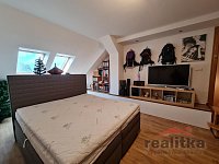 Prodej mezonetového bytu 3+1 na ul. Joy Adamsové v Opavě - 20260820_133639.jpg