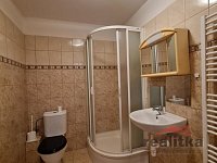 Pronájem mezonetového bytu 2+kk na Vyhlídalově ul. v Opavě - 20260811_101221.jpg